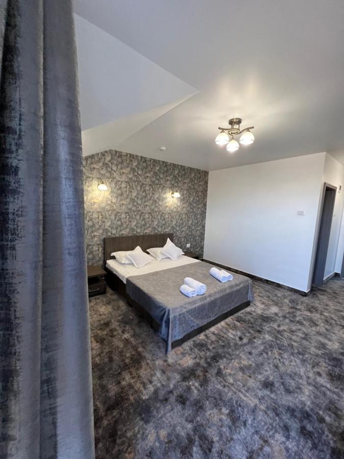 Motel Infinit Târgu Jiu Dış mekan fotoğraf
