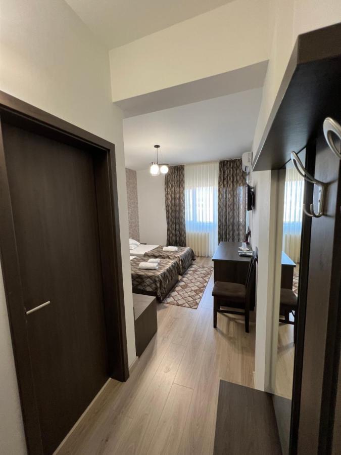 Motel Infinit Târgu Jiu Dış mekan fotoğraf