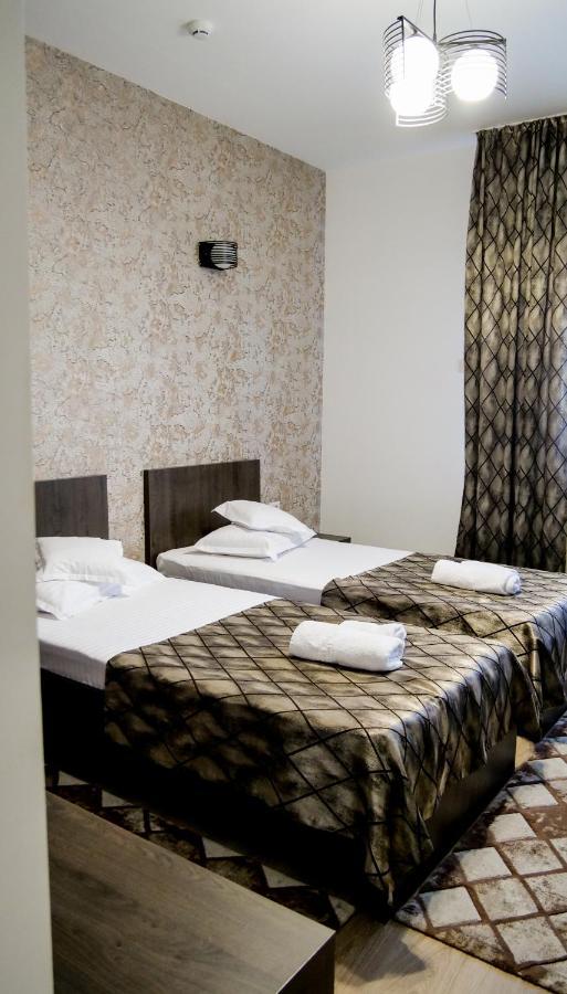 Motel Infinit Târgu Jiu Dış mekan fotoğraf