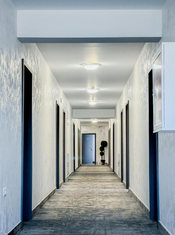 Motel Infinit Târgu Jiu Dış mekan fotoğraf
