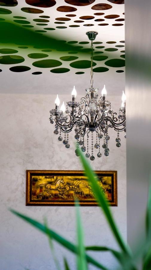 Motel Infinit Târgu Jiu Dış mekan fotoğraf