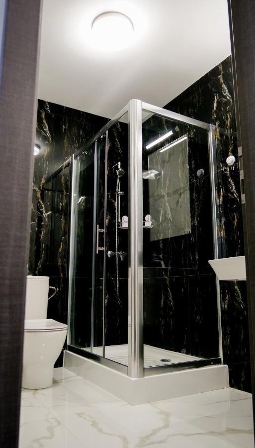 Motel Infinit Târgu Jiu Dış mekan fotoğraf