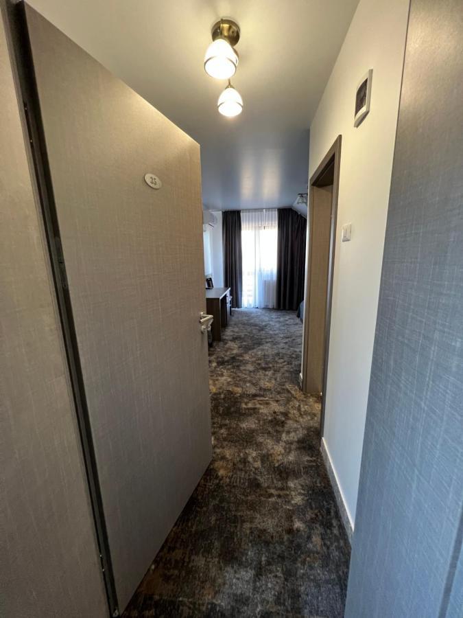 Motel Infinit Târgu Jiu Dış mekan fotoğraf